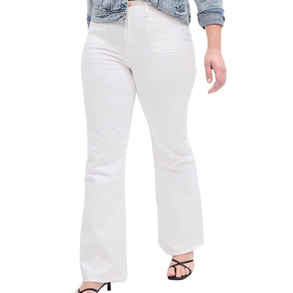 GAP Women's White Flare Jeans